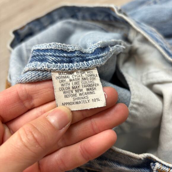 Vintage 80s Levi's 2501-0117 Straight Leg Ankle Fray Jeans 28x31 - Picture 9 of 12